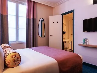 Leonardo Boutique Opera Отель