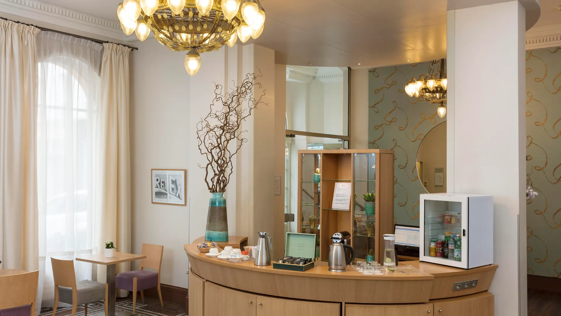 Leonardo Boutique Opera 4*