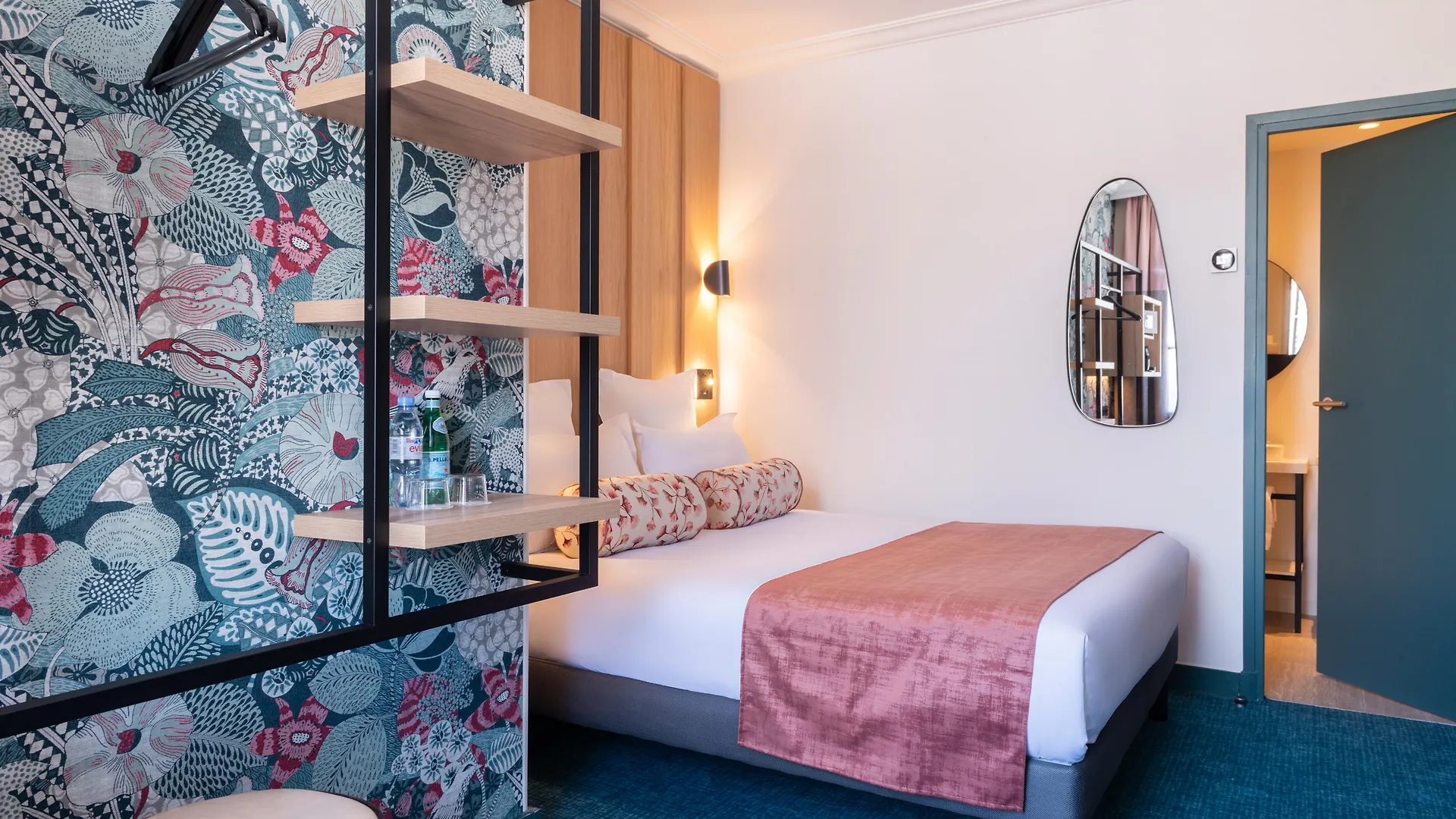 Leonardo Boutique Opera Hotel